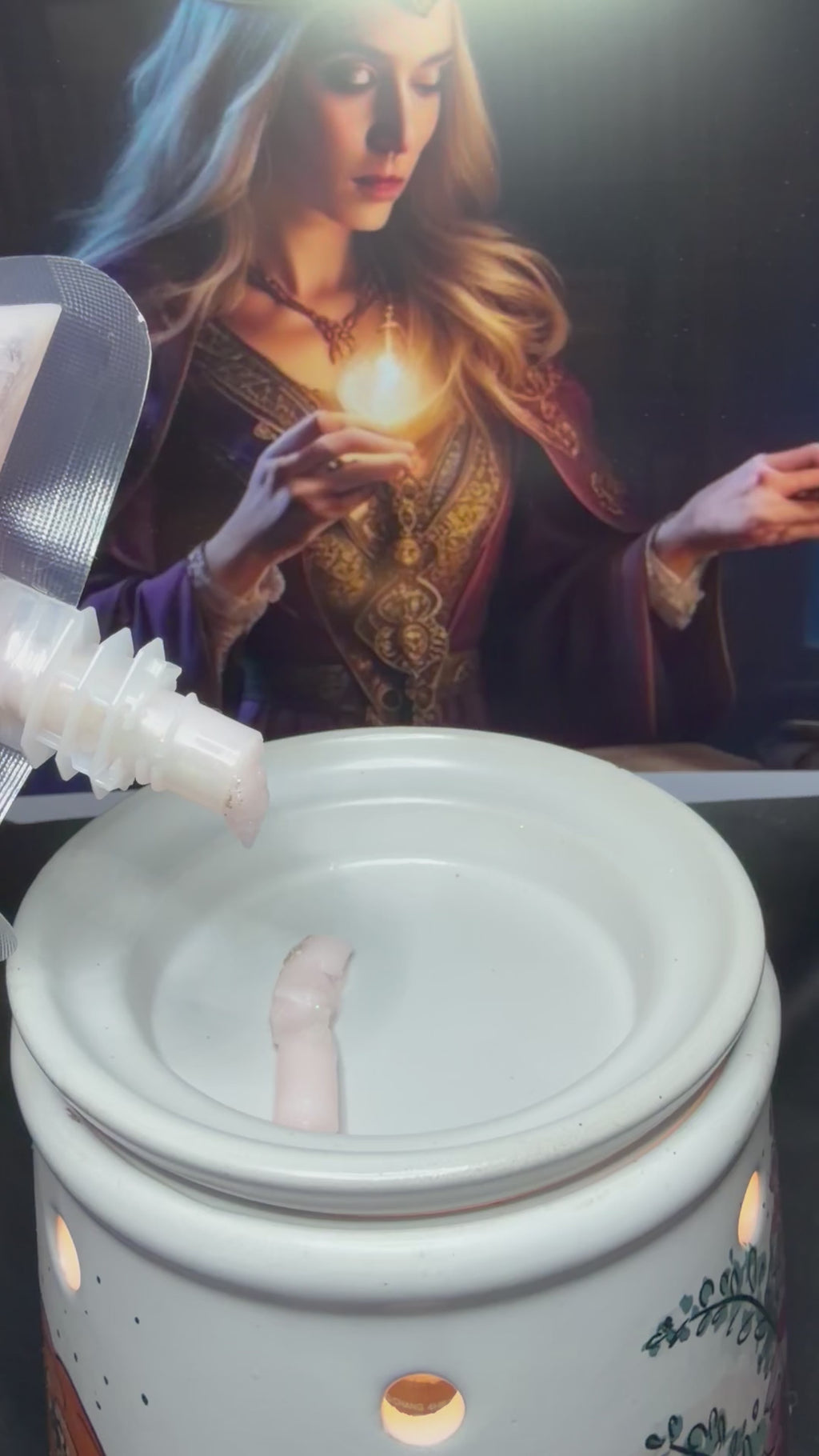 Enchantress Spell Squeeze Wax