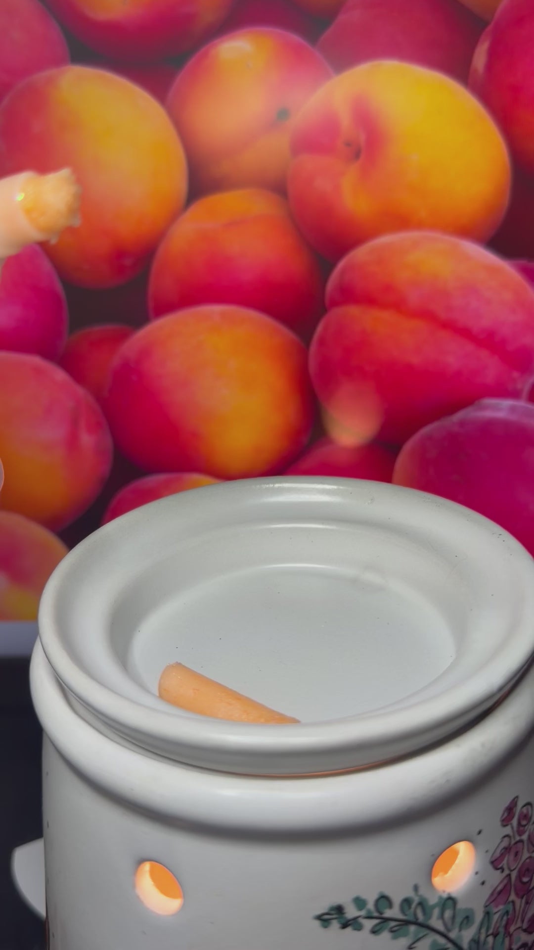Georgia Peach Squeeze Wax